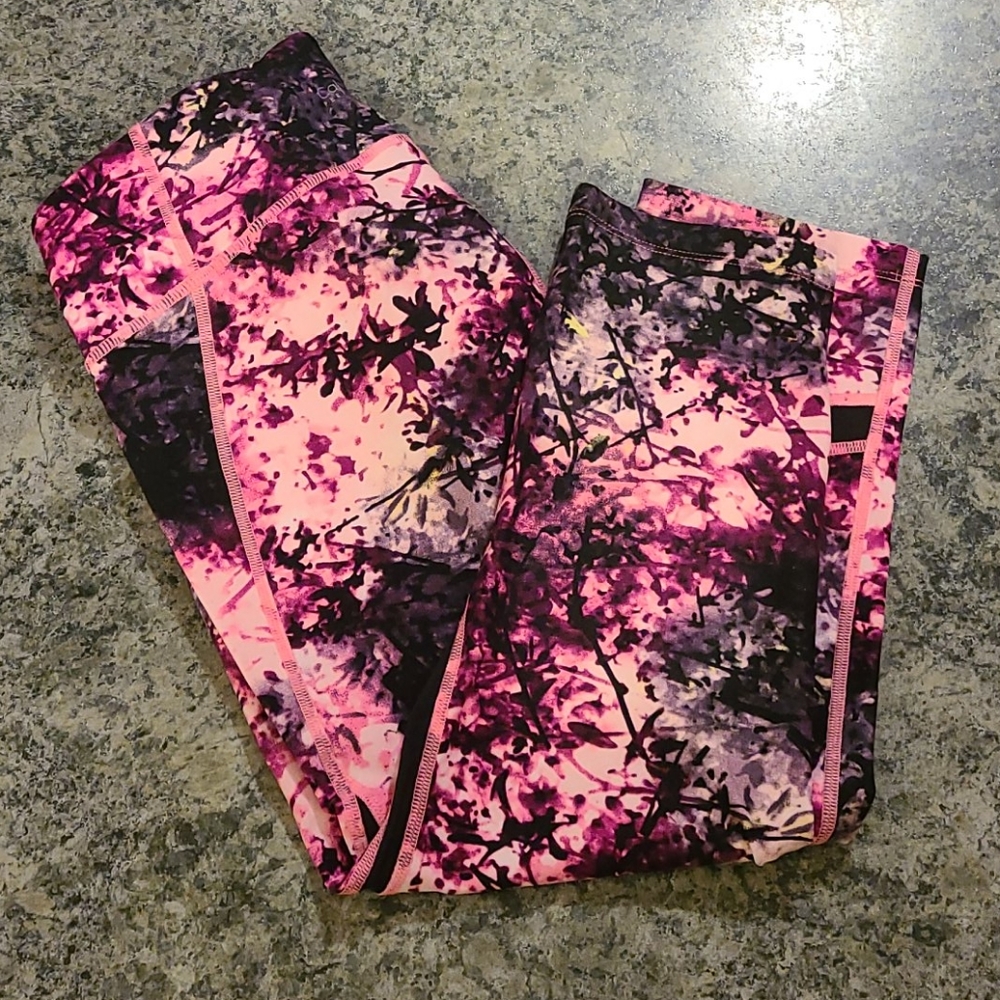 OLD NAVY LEGGINGS